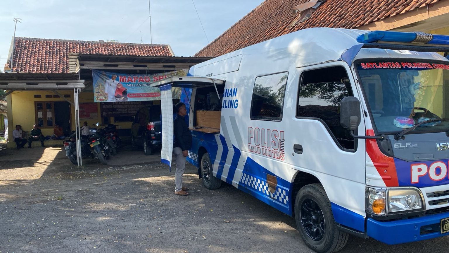 Sim keliling hadir di Desa Susukan kabupaten Cirebon
