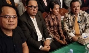Iptu Rudiayana hadir dalam konferensi pers di Keraton Kacirebonan